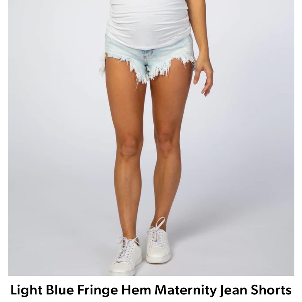 NWT size small Pinkblush Maternity Shorts